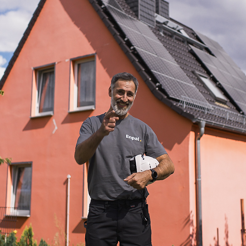 64f6d01eae2995f3aff0c300_Handwerker